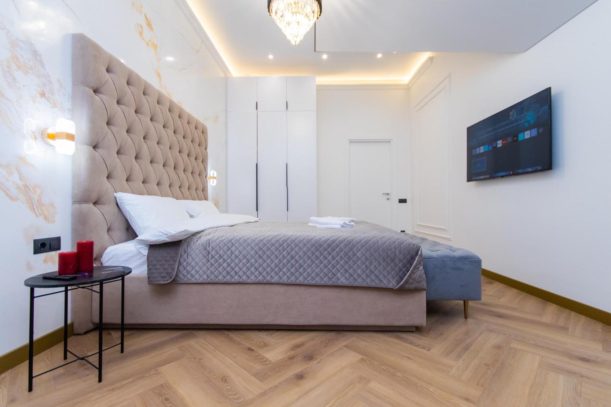 Myfreedom Lux Апартаменти Центр Вул Євгена Чикаленка 33 М Хрещатик Kyiv Exterior photo