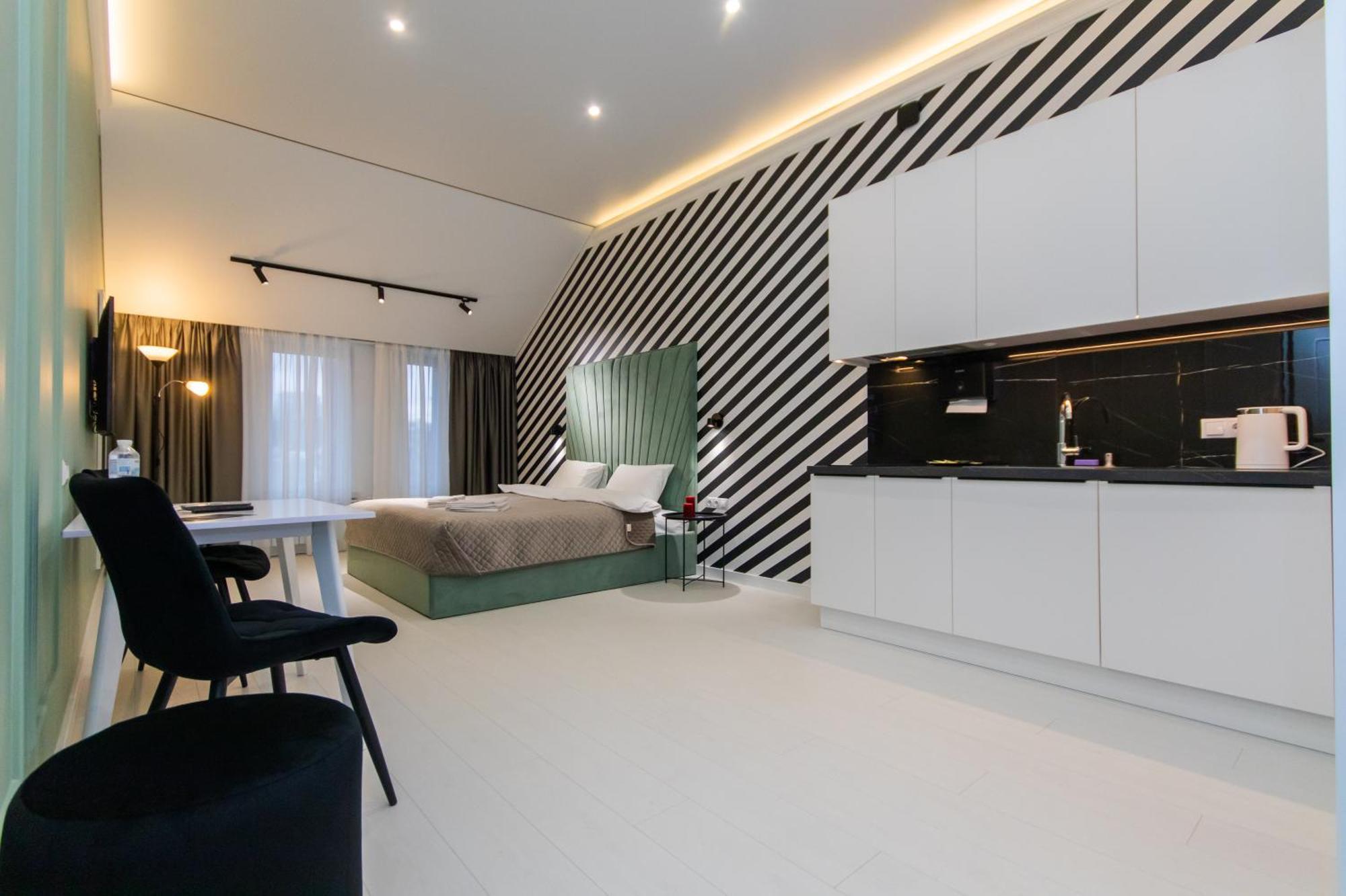 Myfreedom Lux Апартаменти Центр Вул Євгена Чикаленка 33 М Хрещатик Kyiv Exterior photo