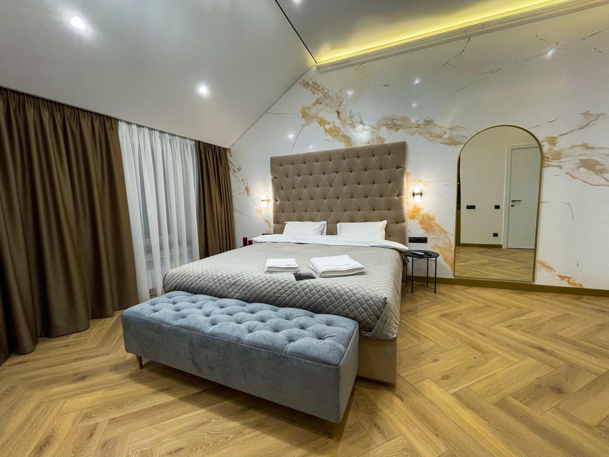 Myfreedom Lux Апартаменти Центр Вул Євгена Чикаленка 33 М Хрещатик Kyiv Exterior photo