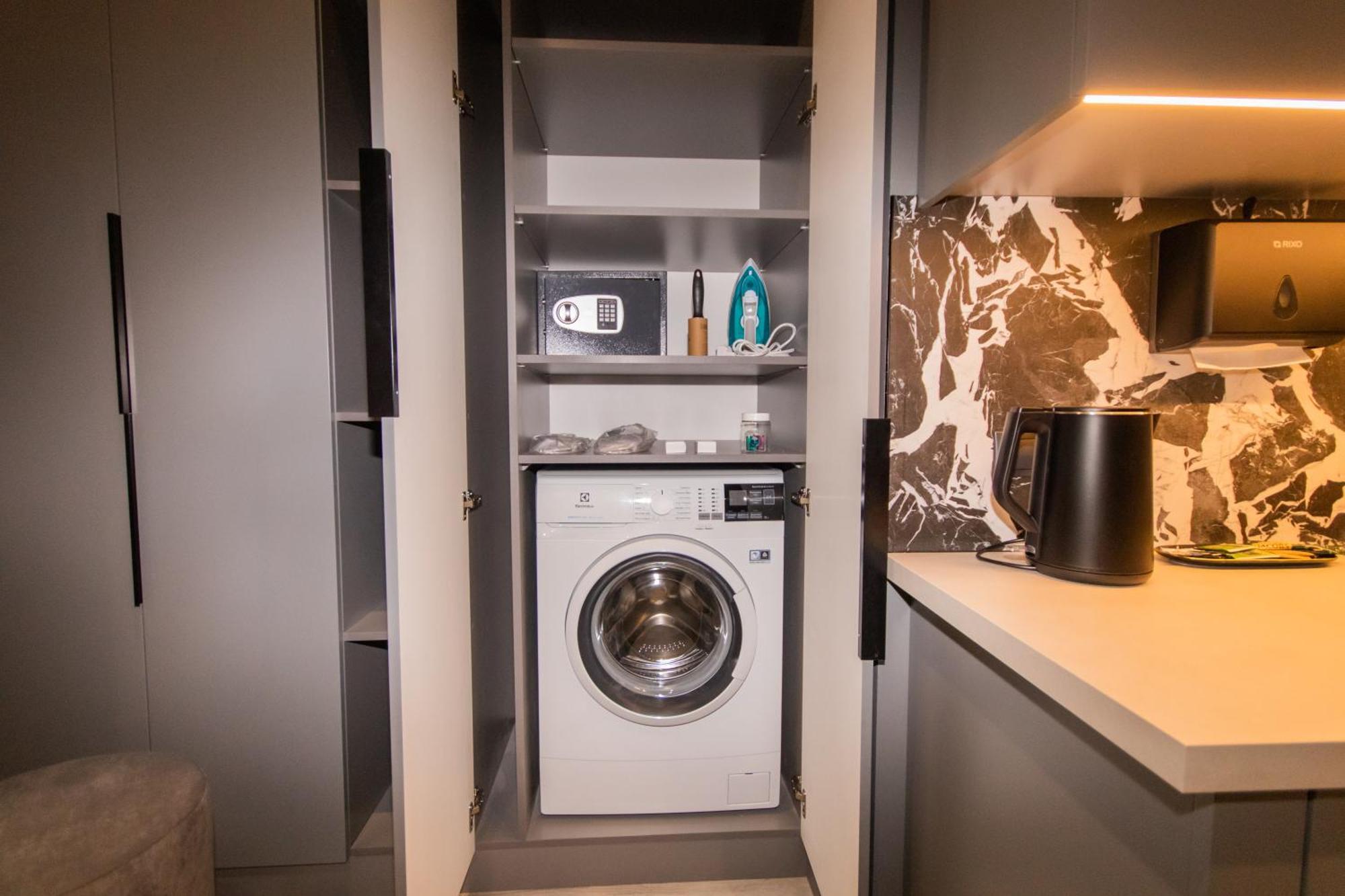 Myfreedom Lux Апартаменти Центр Вул Євгена Чикаленка 33 М Хрещатик Kyiv Room photo